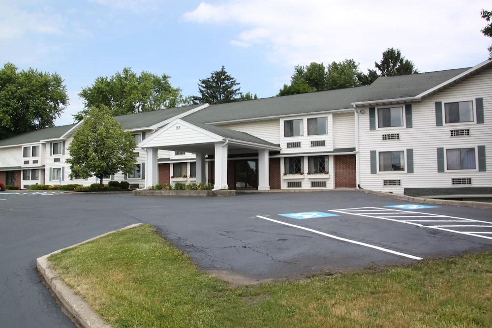 Quality Inn Cortland - University Area Exteriér fotografie