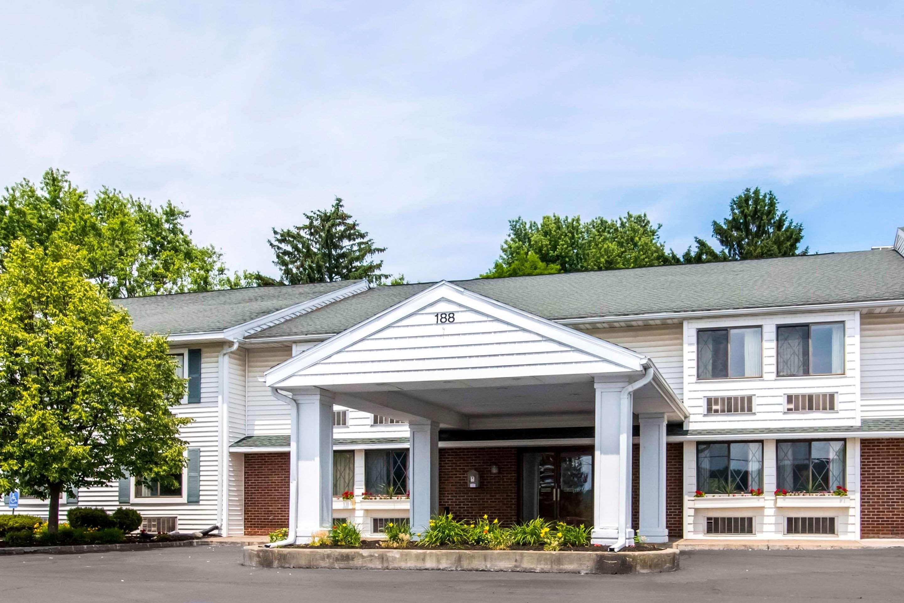 Quality Inn Cortland - University Area Exteriér fotografie